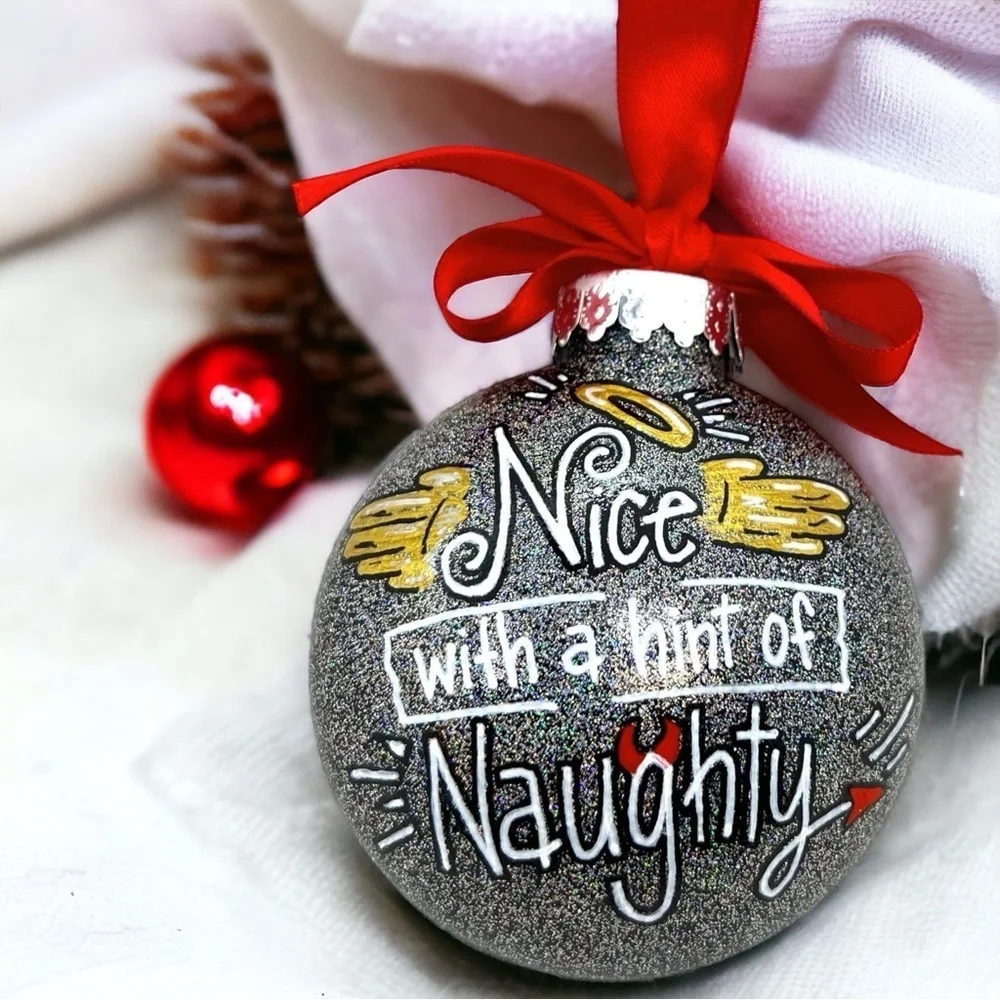 Christmas Ornament: 
